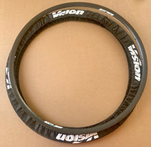 Load image into Gallery viewer, NOS Campagnolo Omega V Clincher Rims 36h
