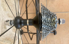 Load image into Gallery viewer, Campagnolo Neutron Asymmetrical Wheelset For Clincher 700c
