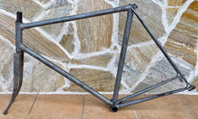 Load image into Gallery viewer, NOS 59cm Cicli Boschetti Vintage Steel Road Bike Frame - 1970s
