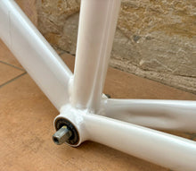 Load image into Gallery viewer, 55cm Chesini Pista Frameset
