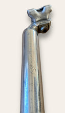 Load image into Gallery viewer, Campagnolo Record SP-10RE Pista Seatpost
